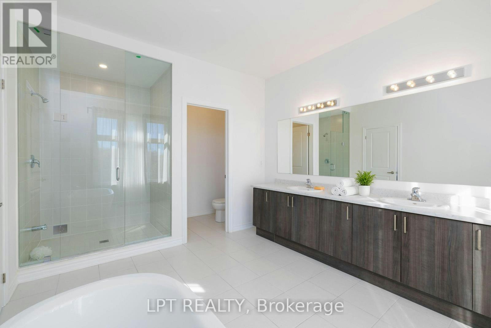 3 Rail Trail Court, Georgina, ON, L0E 1R0 - 24