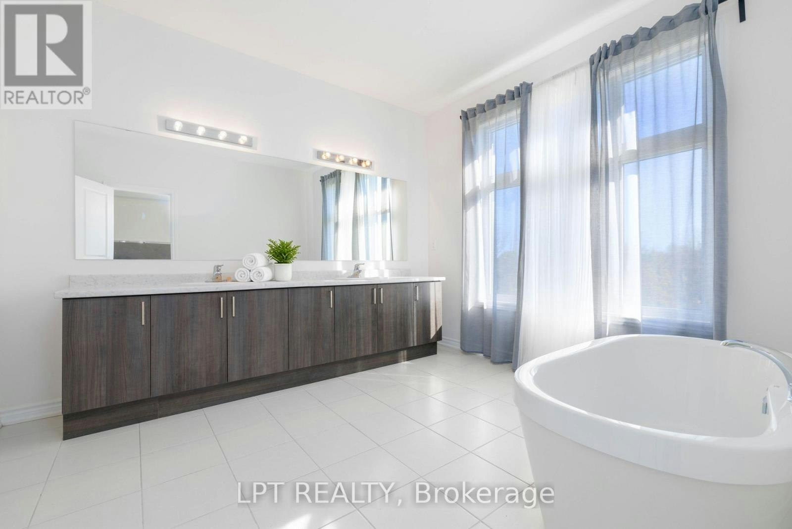 3 Rail Trail Court, Georgina, ON, L0E 1R0 - 23