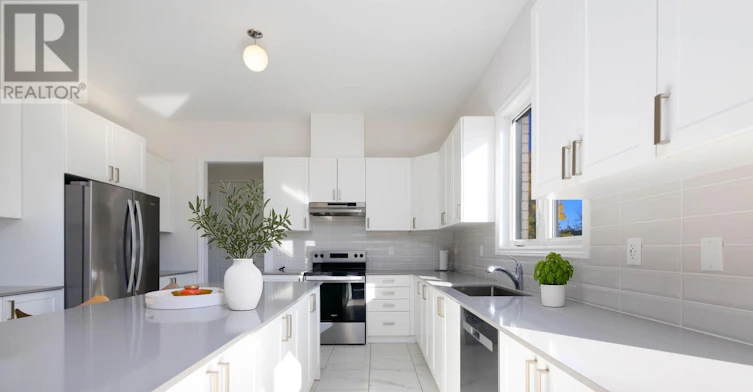 3 Rail Trail Court, Georgina, ON, L0E 1R0 - 16