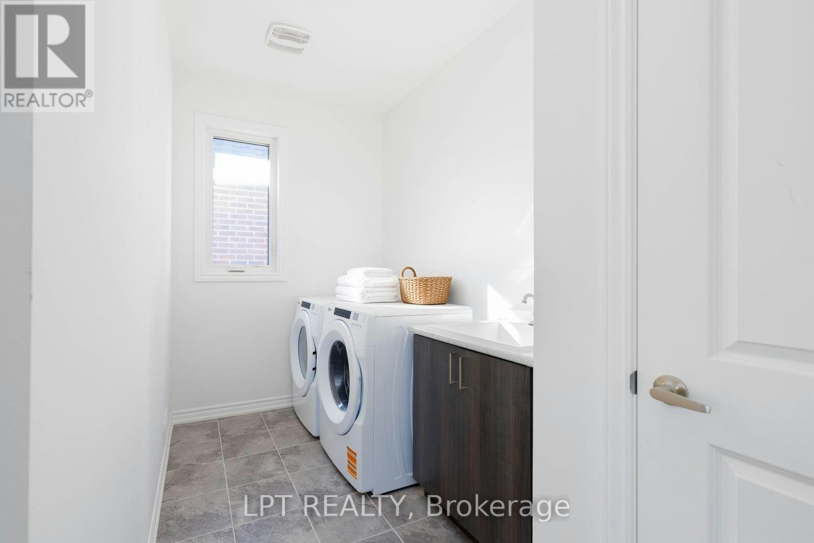 3 Rail Trail Court, Georgina, ON, L0E 1R0 - 32