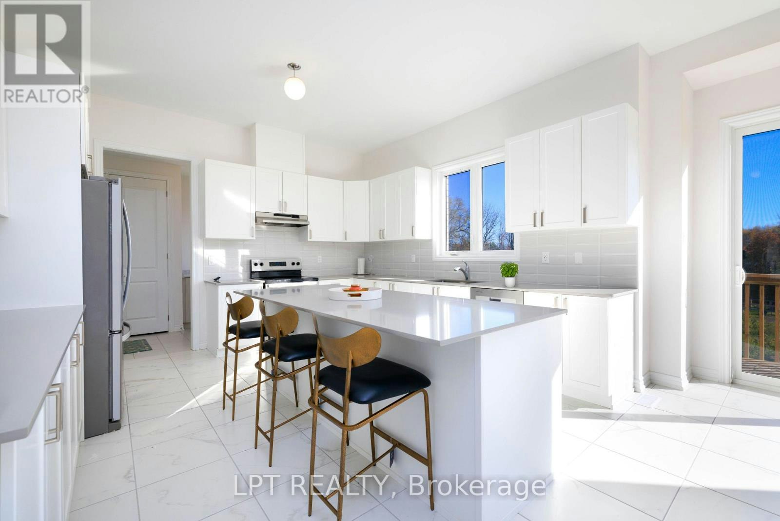 3 Rail Trail Court, Georgina, ON, L0E 1R0 - 15