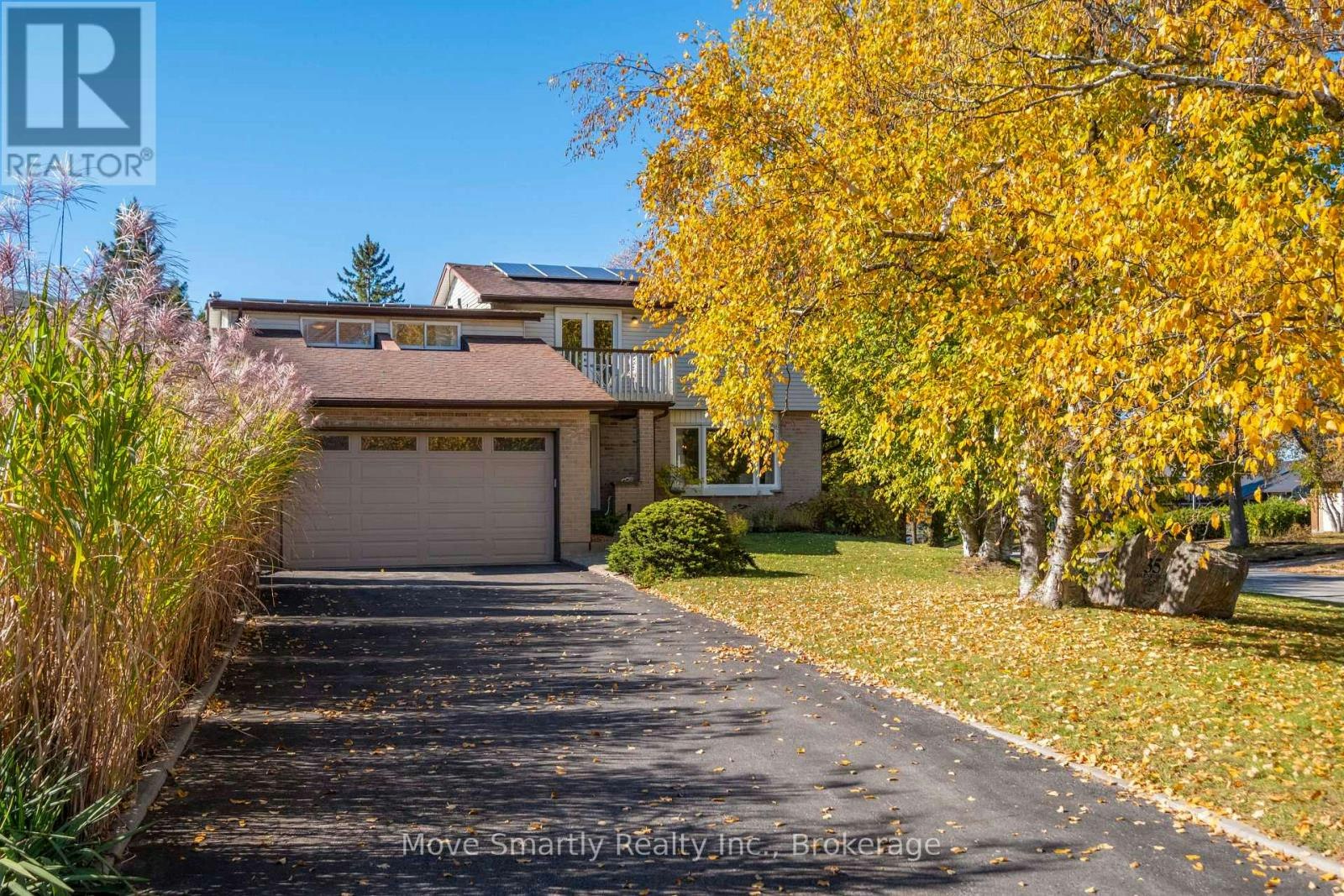 35 Glenridge Road, Barrie, ON, L4N 2X9