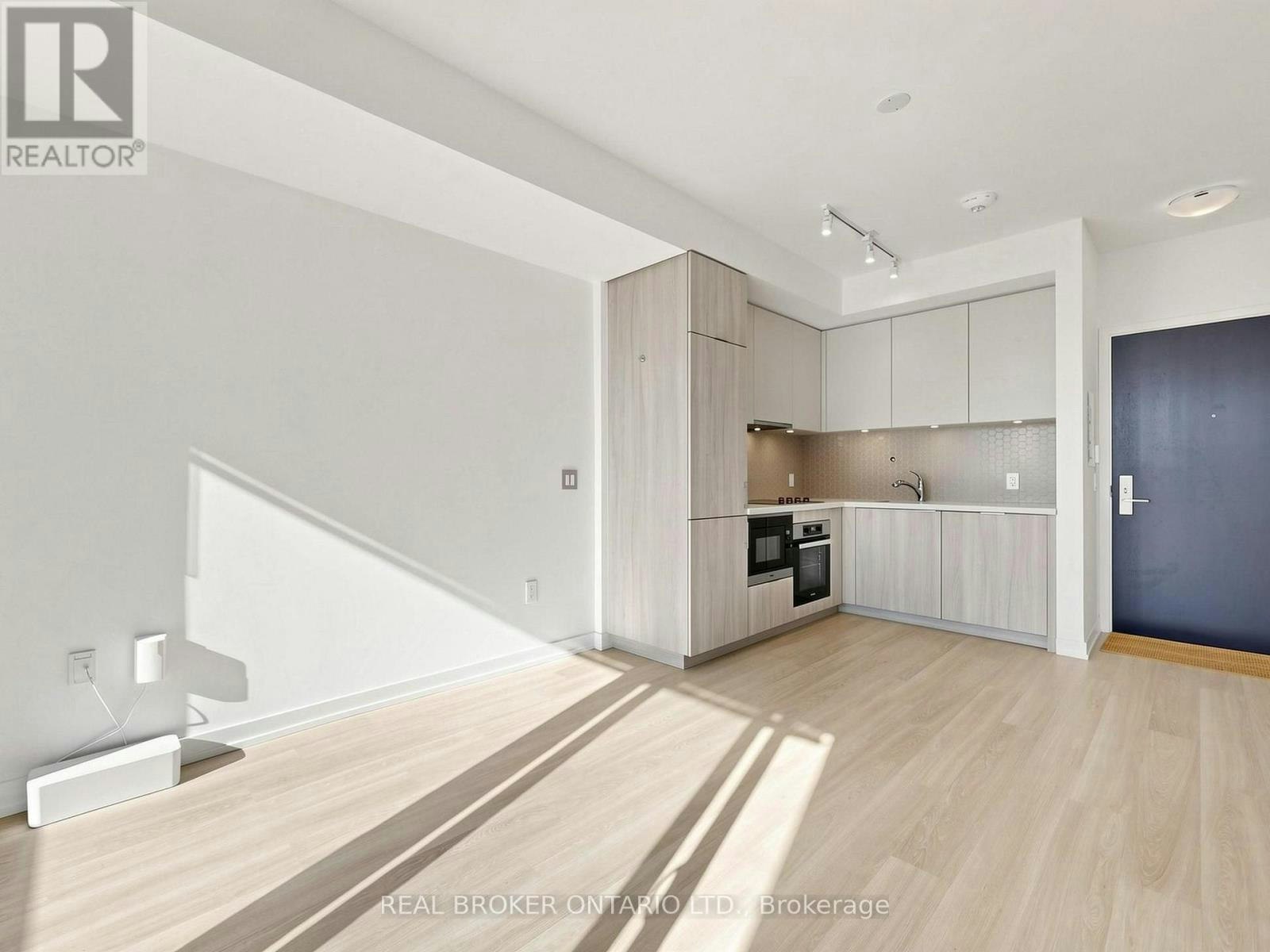 816-158 Front Street E, Toronto, ON, M5A 0K9