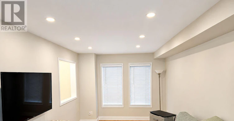 58-19 Foxchase Avenue, Vaughan, ON, L4L 9N1 - 3