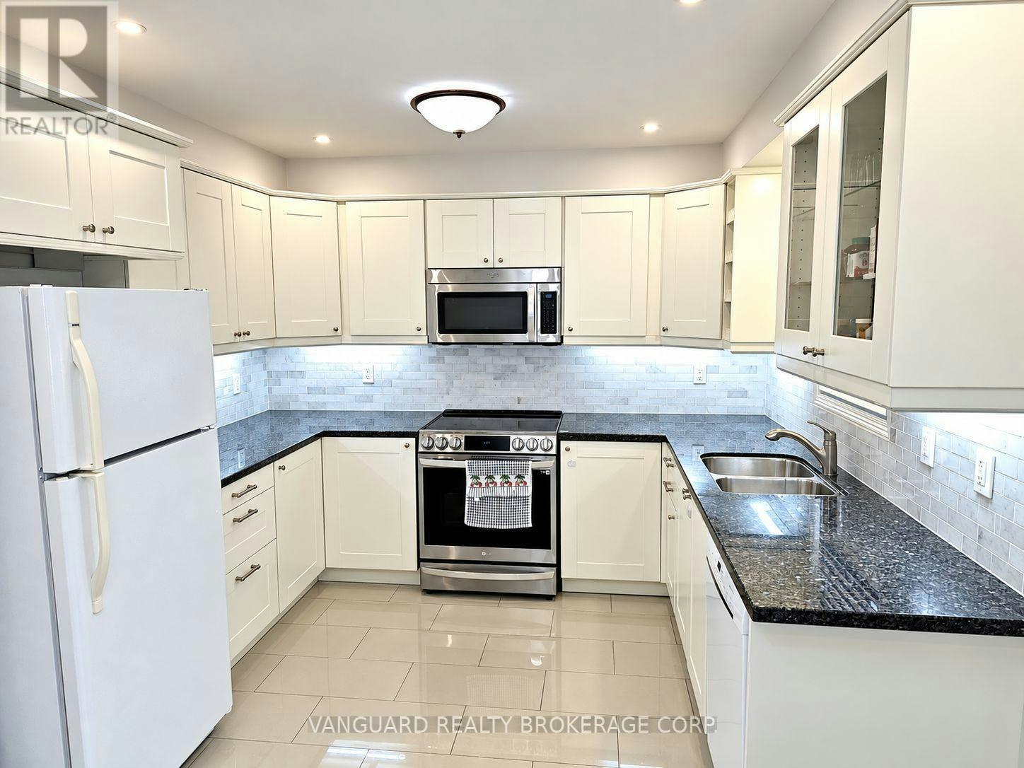 58-19 Foxchase Avenue, Vaughan, ON, L4L 9N1 - 2