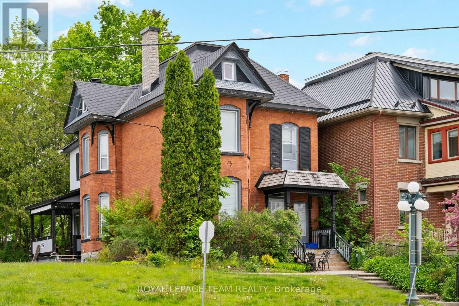 422 Donald B Munro Drive, Ottawa, ON, K0A 1L0