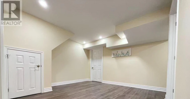 2100 Dunvegan Avenue, Oakville, ON, L6J 6N5 - 7
