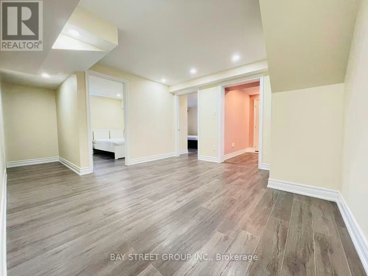 2100 Dunvegan Avenue, Oakville, ON, L6J 6N5 - 8