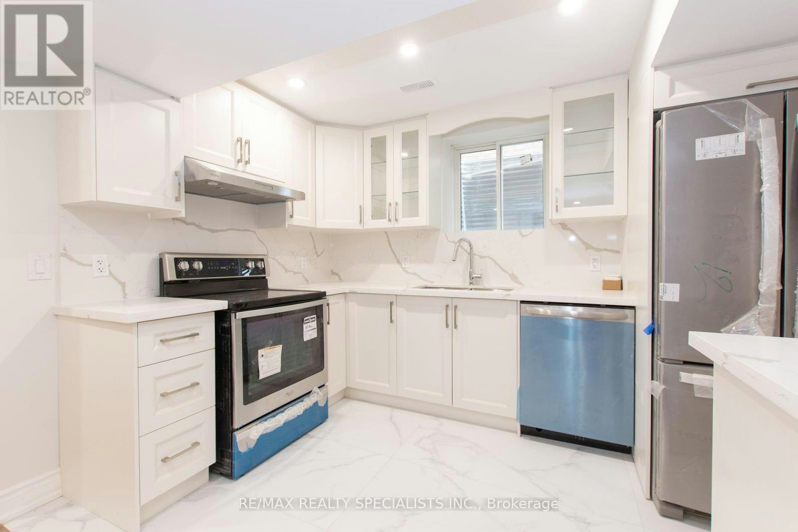 BSMT-1563 Doran Crescent, Milton, ON, L9E 1H5 - 16