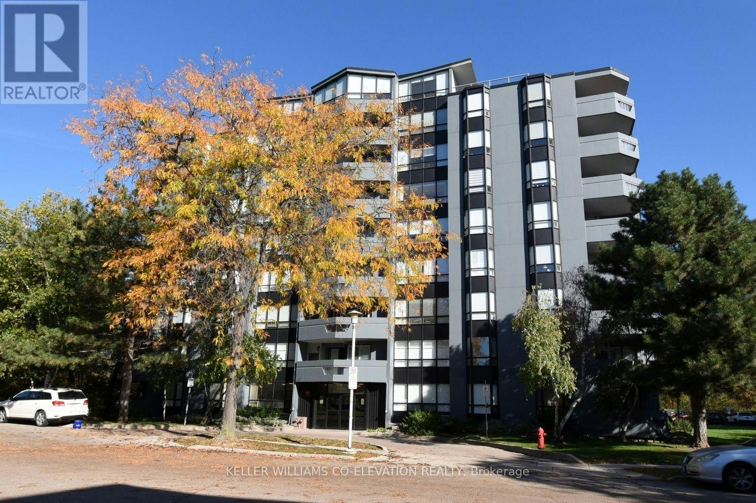 602-6 Village Green Boulevard, Hamilton, ON, L8G 5B7