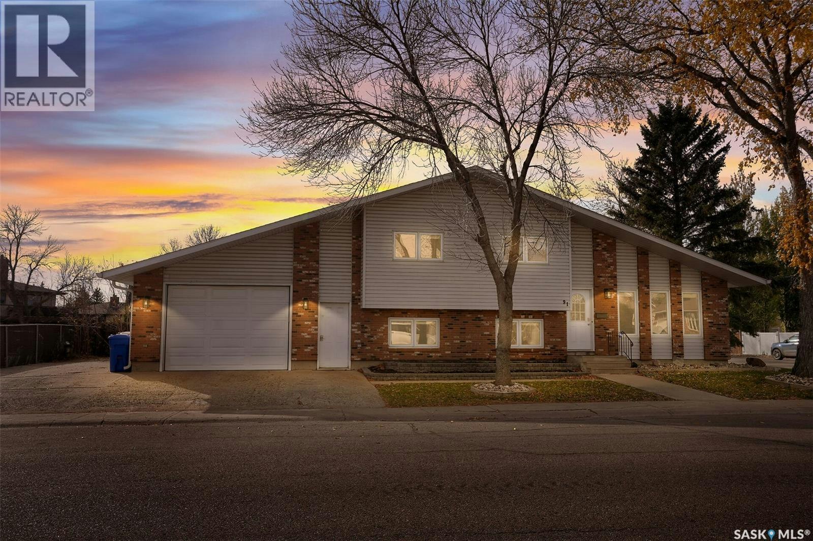 91 Rodenbush Drive, Regina, SK, S4R 8E6