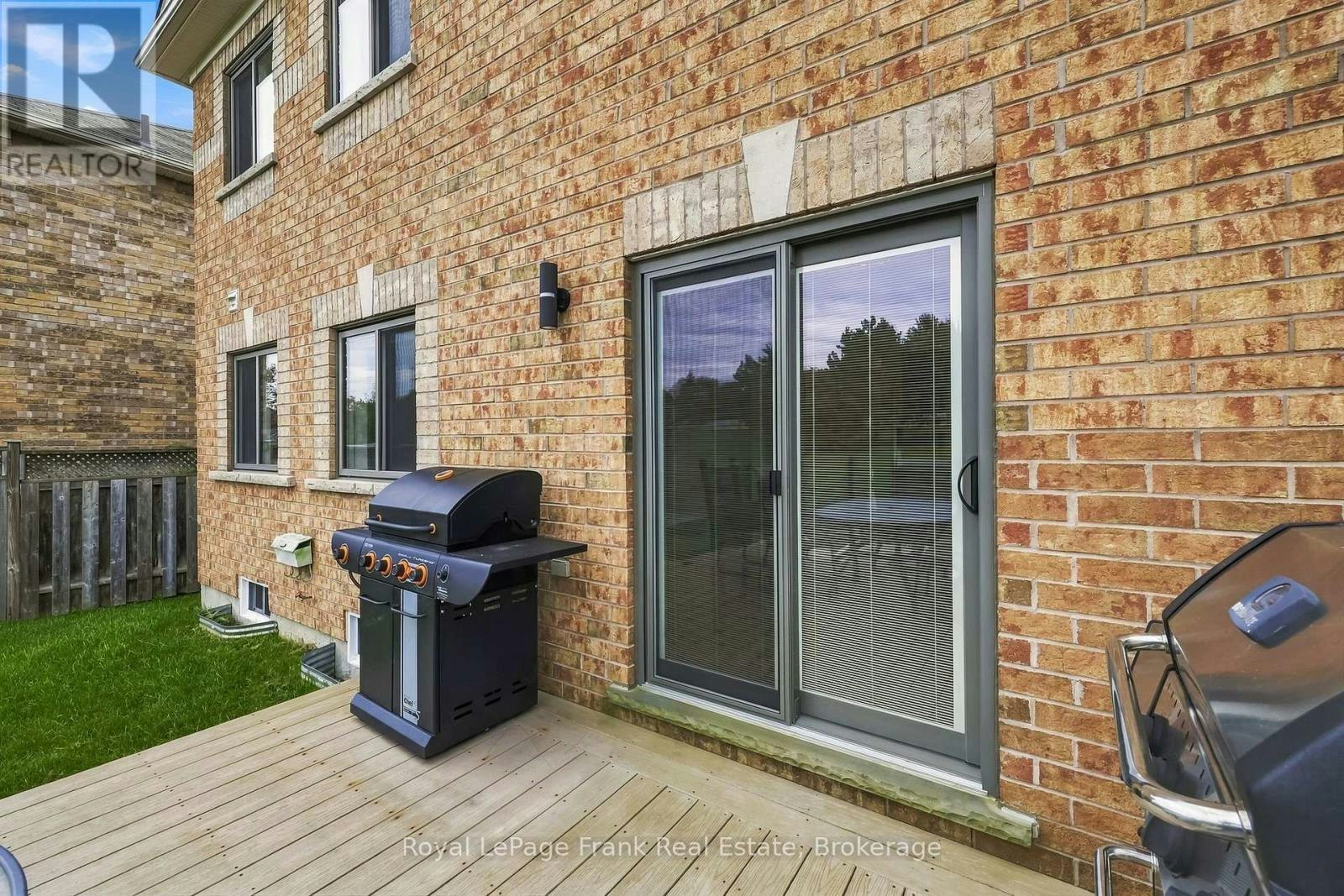 10 Oceanpearl Crescent, Whitby, ON, L1N 0C2 - 26