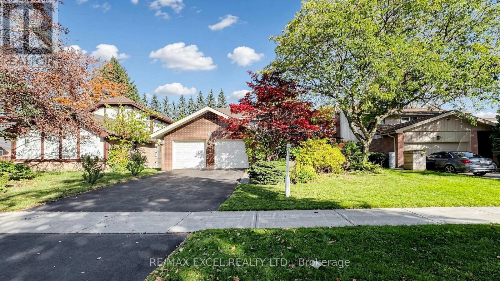 15 Mellowood Drive, Toronto, ON, M2L 2E4