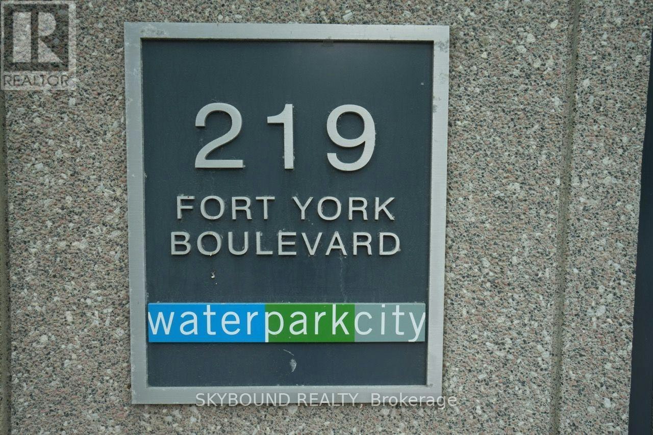 811-219 Fort York Boulevard, Toronto, ON, M5V 1B1 - 2