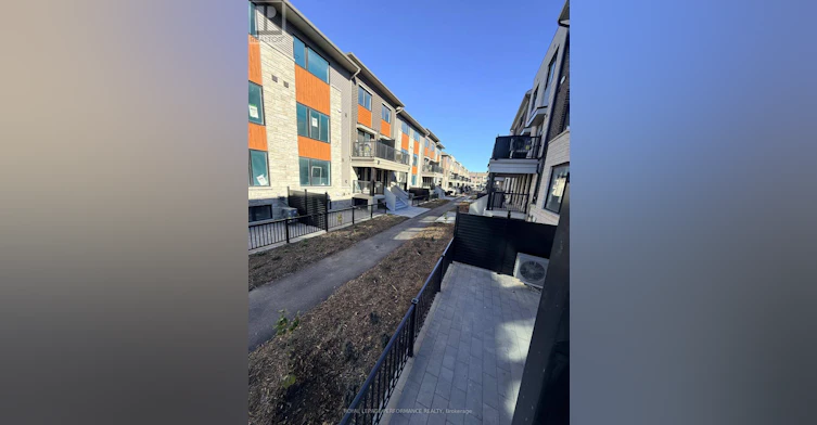 9-1001 Glenroy Gilbert Drive, Ottawa, ON, K2J 5W2 - 4