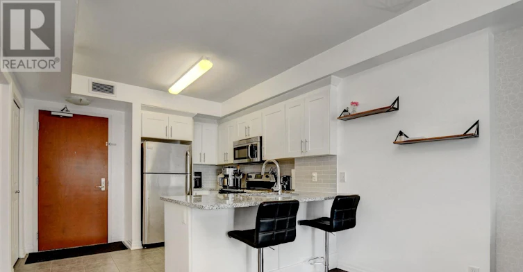 1305-242 Rideau Street, Ottawa, ON, K1N 0B7 - 9