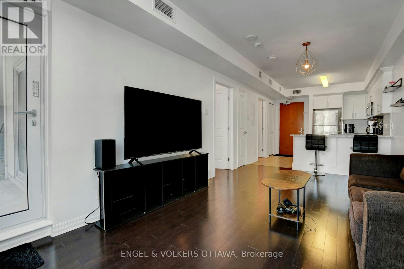 1305-242 Rideau Street, Ottawa, ON, K1N 0B7 - 14