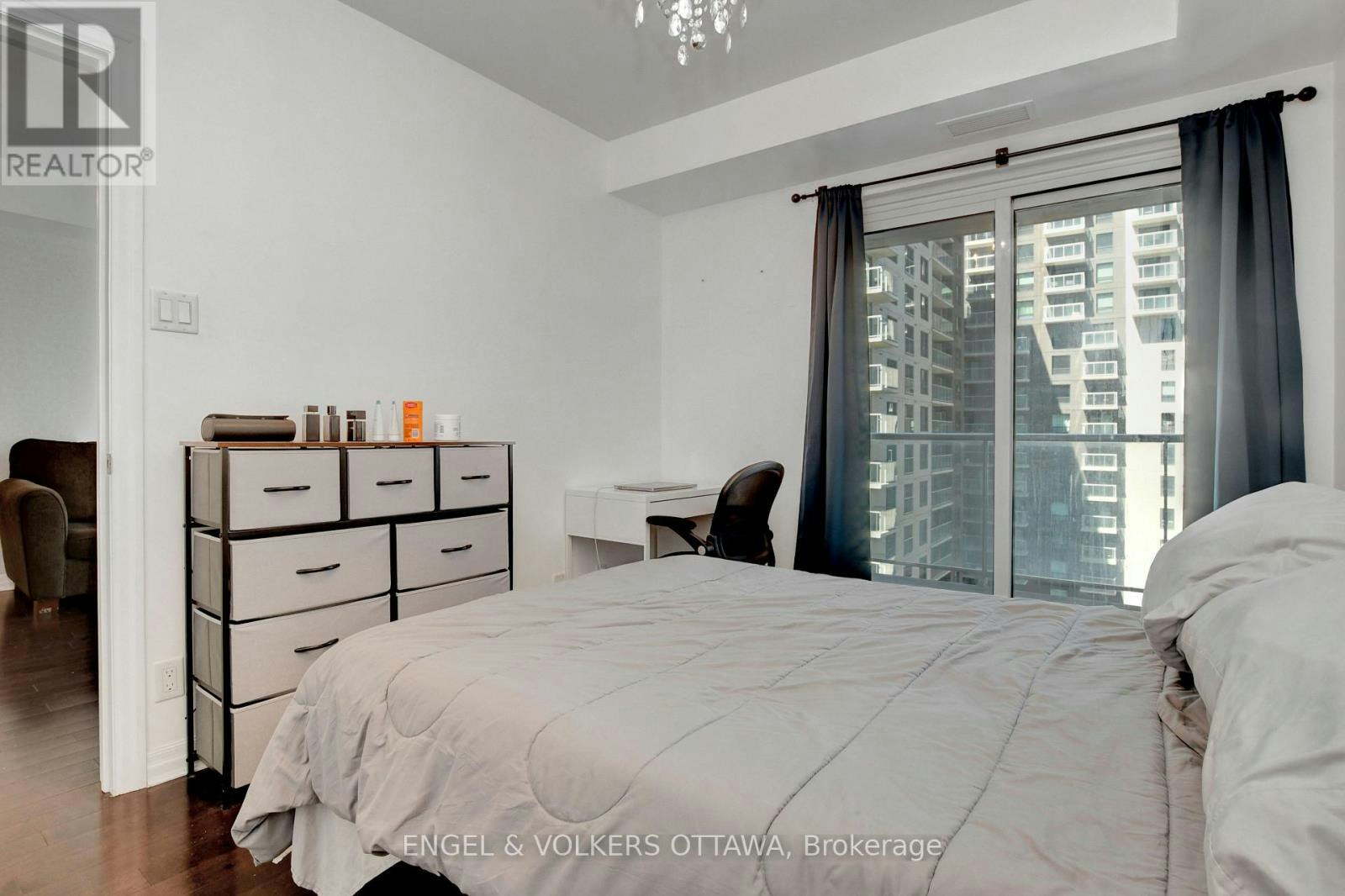 1305-242 Rideau Street, Ottawa, ON, K1N 0B7 - 16