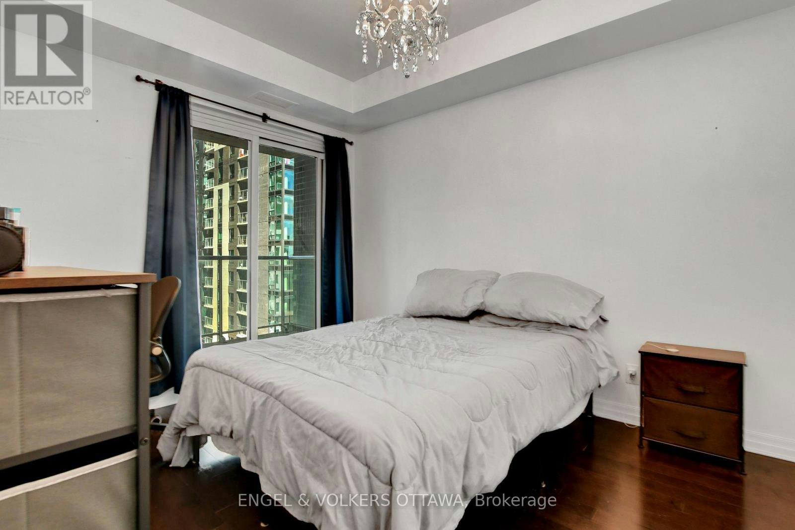 1305-242 Rideau Street, Ottawa, ON, K1N 0B7 - 15