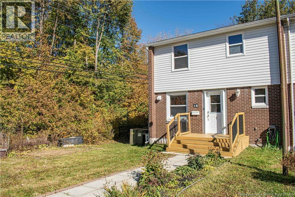 18 Deer Park Drive, Oromocto, NB, E2V 1J2