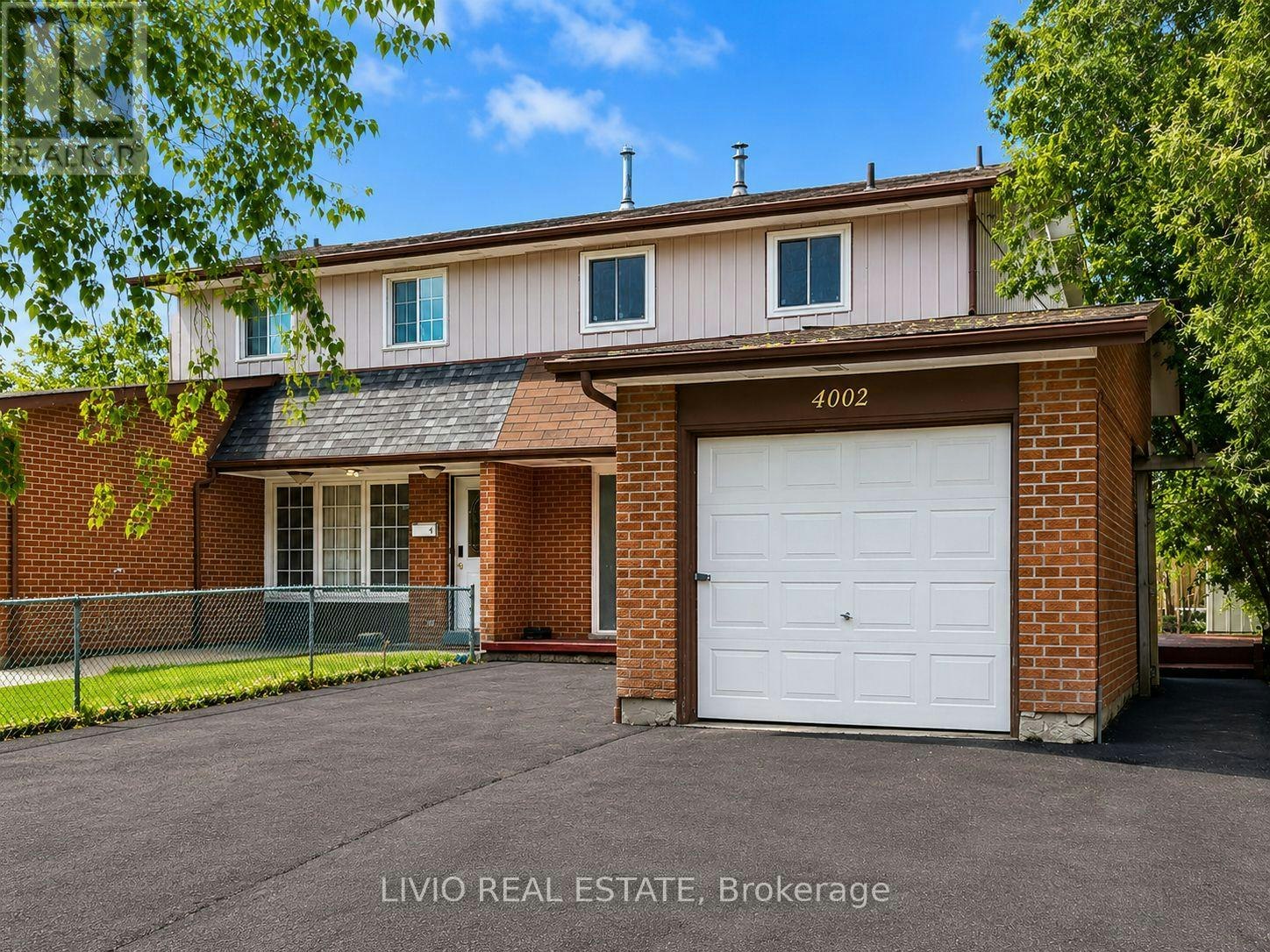 4002 Brandon Gate Drive, Mississauga, ON, L4T 3N4