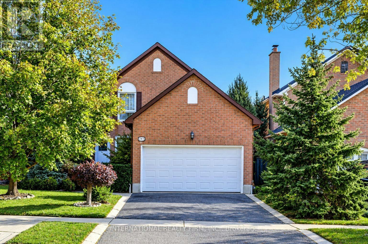297 Kingsbridge Garden, Mississauga, ON, L5R 1L2