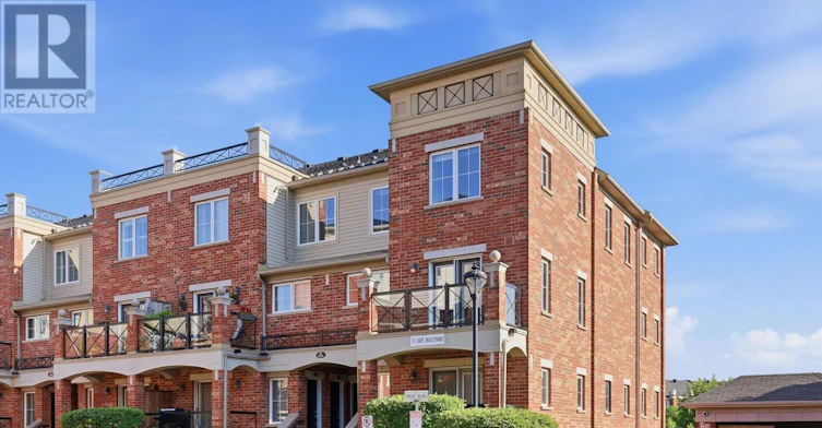 8-35 Hays Boulevard, Oakville, ON, L6H 0J1