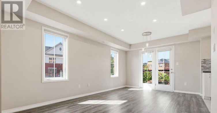 8-35 Hays Boulevard, Oakville, ON, L6H 0J1 - 4