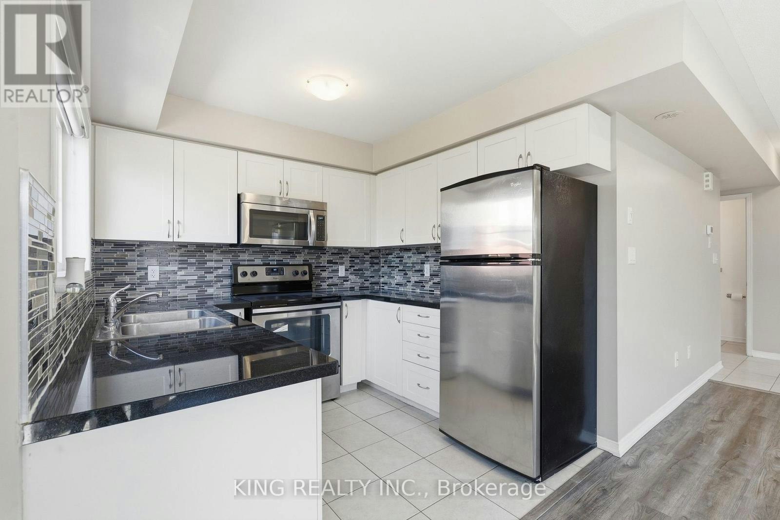8-35 Hays Boulevard, Oakville, ON, L6H 0J1 - 9