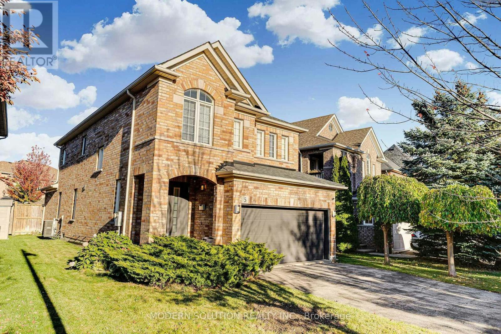 5 Woodcote Crescent, Halton Hills, ON, L7G 6M2