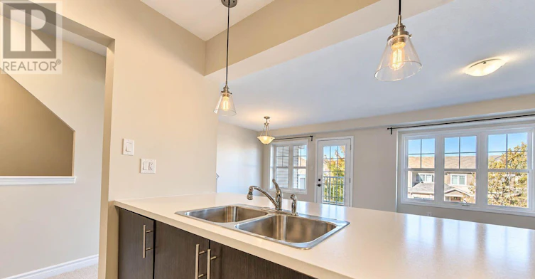 16 Stratus Street, Kitchener, ON, N2R 0K5 - 10