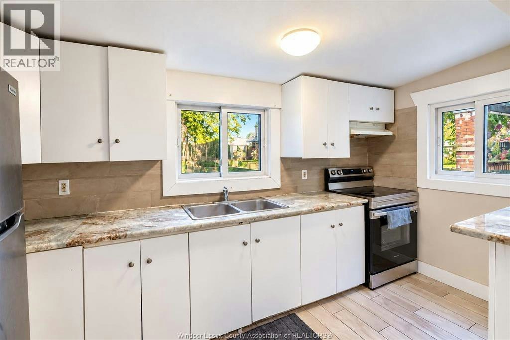 395 Tuscarora Street, Windsor, ON, N9A 3L8 - 7