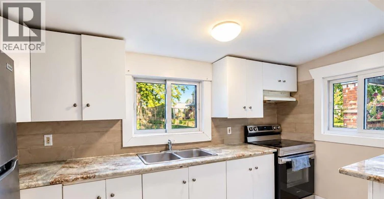395 Tuscarora Street, Windsor, ON, N9A 3L8 - 7