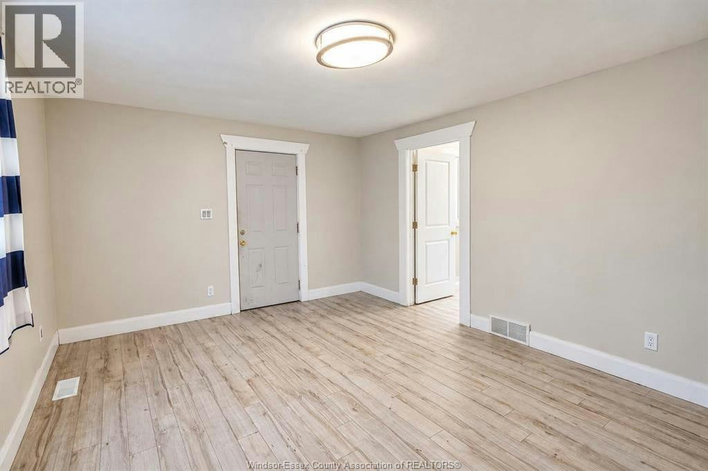 395 Tuscarora Street, Windsor, ON, N9A 3L8 - 18