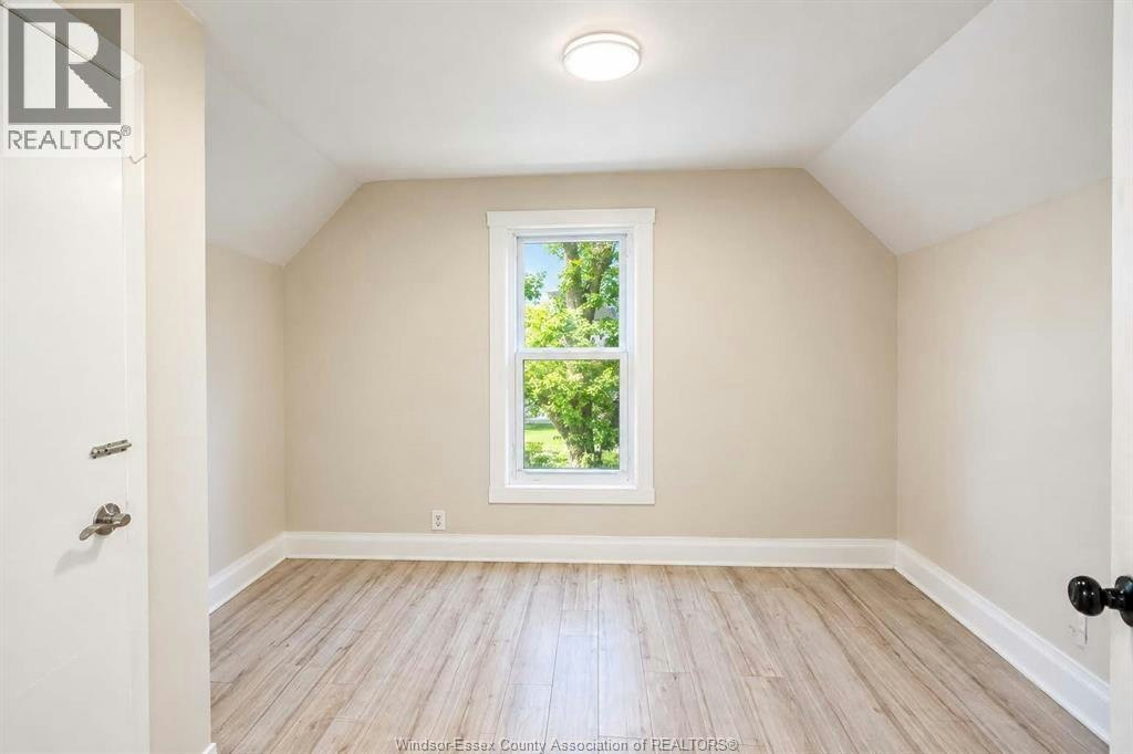 395 Tuscarora Street, Windsor, ON, N9A 3L8 - 14