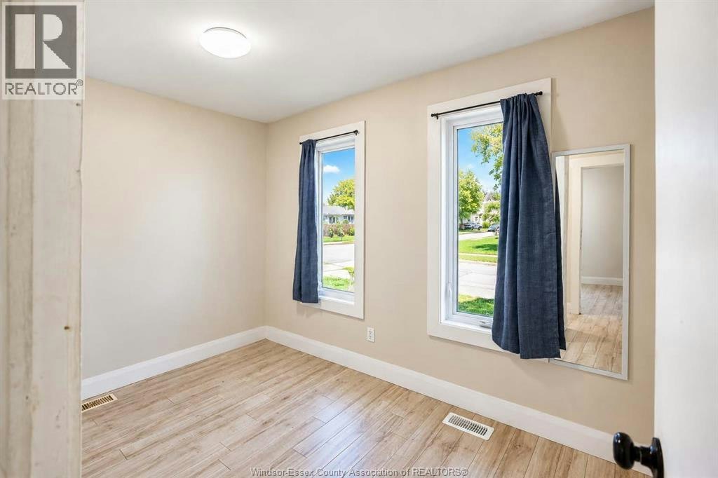 395 Tuscarora Street, Windsor, ON, N9A 3L8 - 11