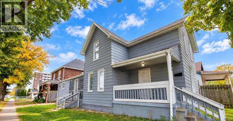 395 Tuscarora Street, Windsor, ON, N9A 3L8