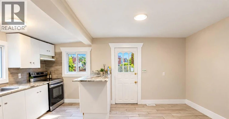 395 Tuscarora Street, Windsor, ON, N9A 3L8 - 8