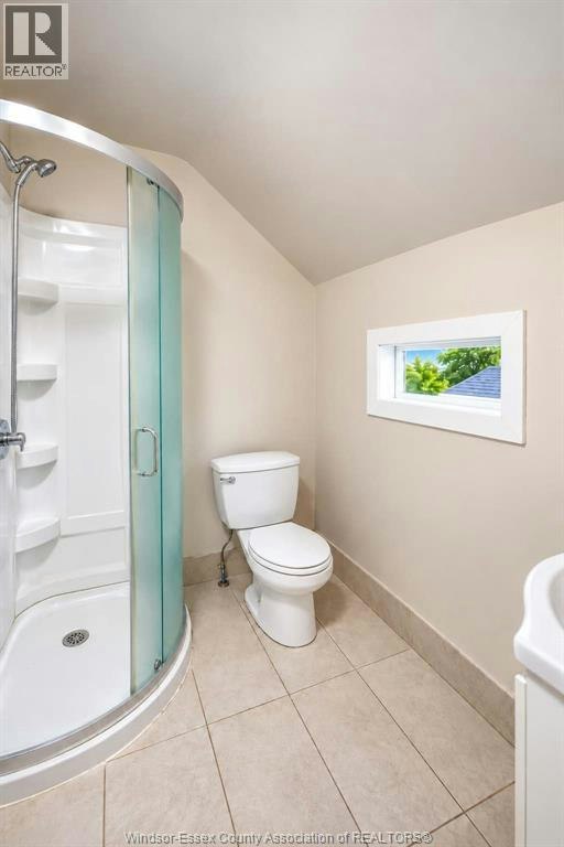 395 Tuscarora Street, Windsor, ON, N9A 3L8 - 22