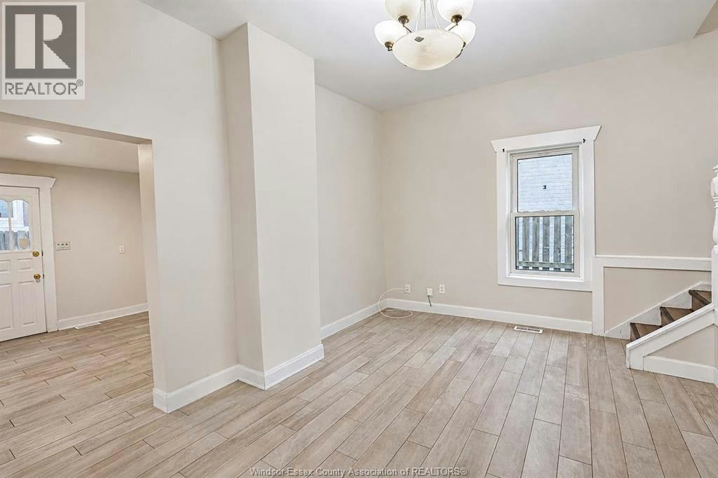 395 Tuscarora Street, Windsor, ON, N9A 3L8 - 10