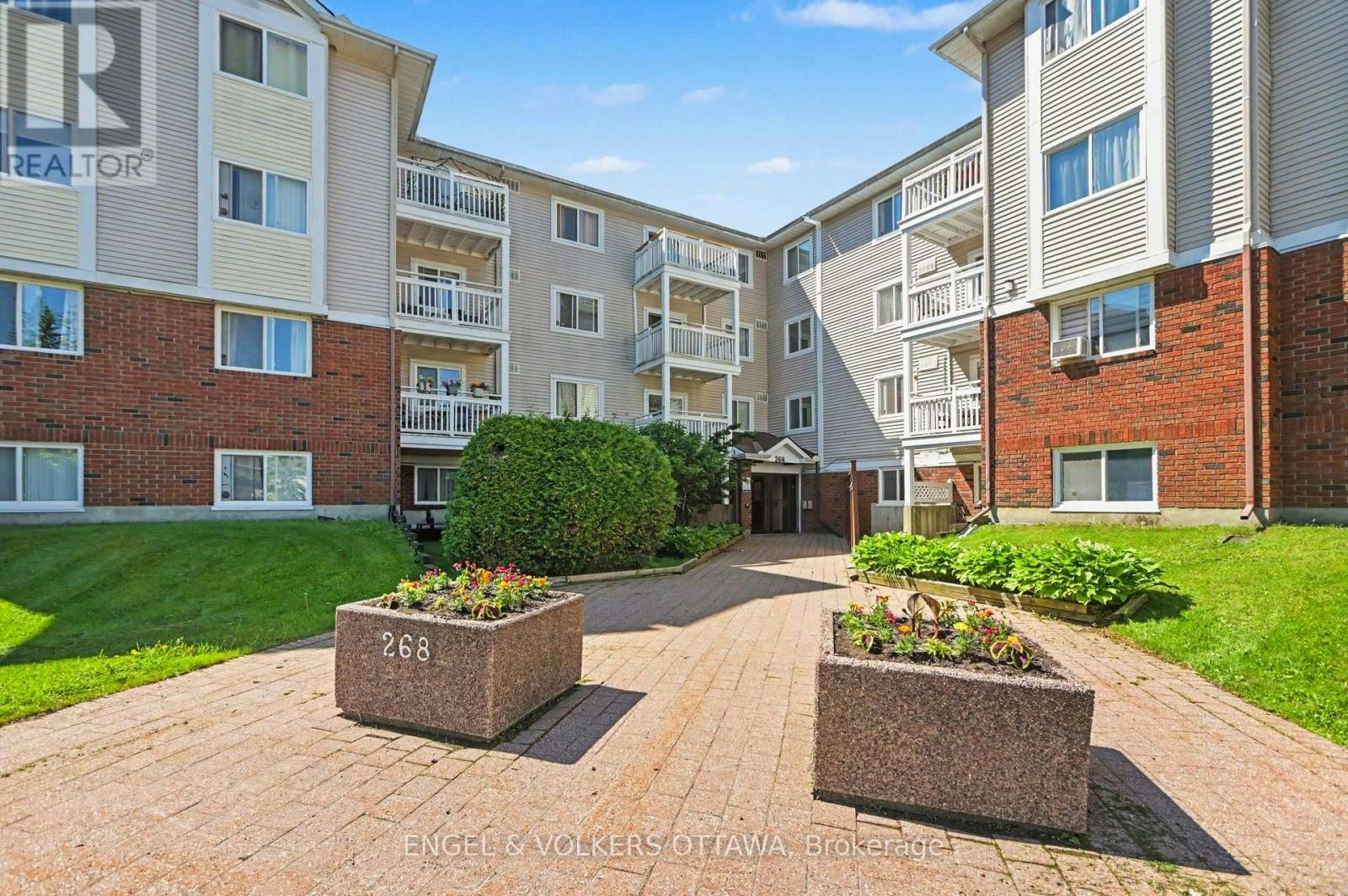 106-268 Lorry Greenberg Drive, Ottawa, ON, K1T 3K1 - 2