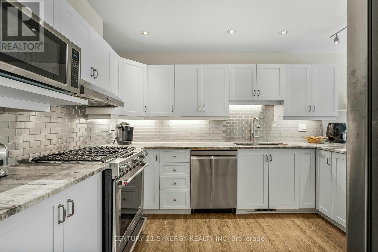 16-32 Innesbrook Court, Ottawa, ON, K2S 1C7 - 4