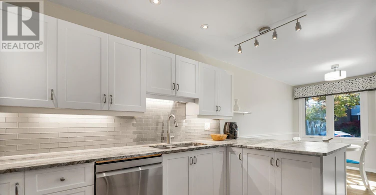 16-32 Innesbrook Court, Ottawa, ON, K2S 1C7 - 5