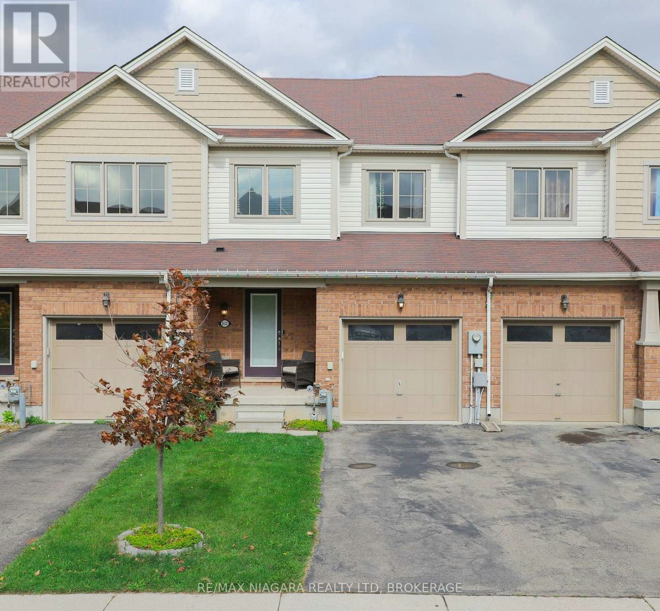 8532 Nightshade Street, Niagara Falls, ON, L2H 2Y6