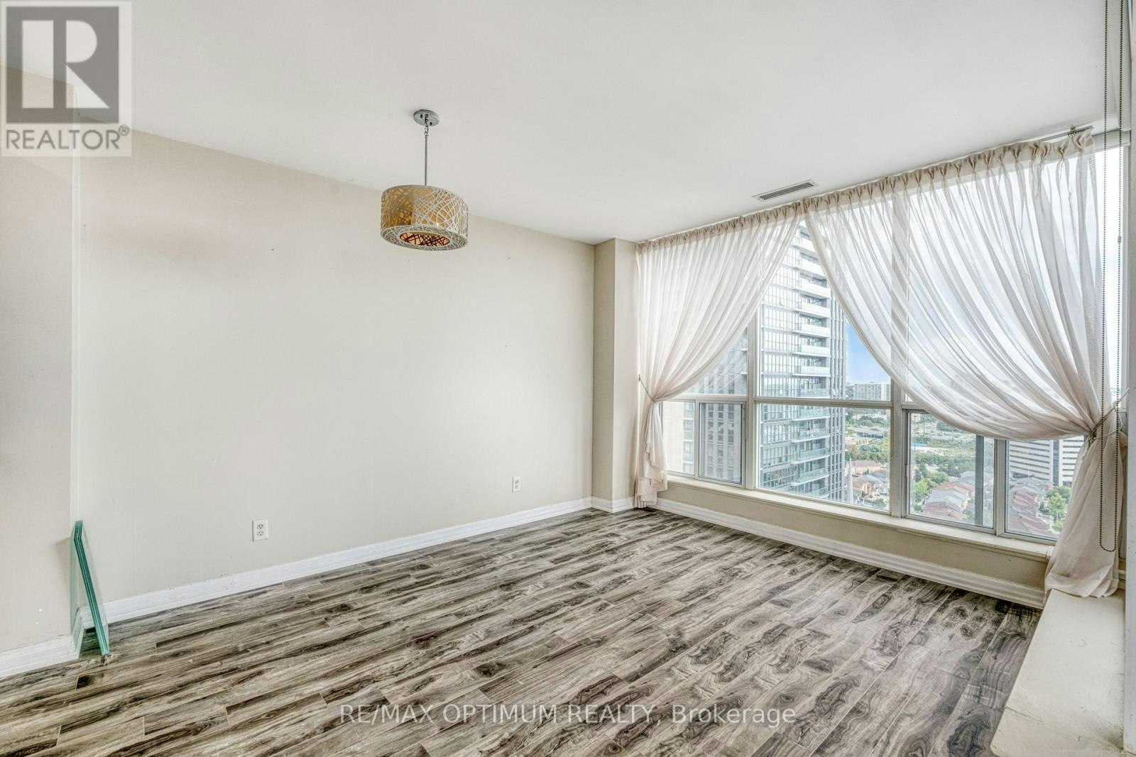 UPH211-797 Don Mills Road, Toronto, ON, M3C 1V1 - 16