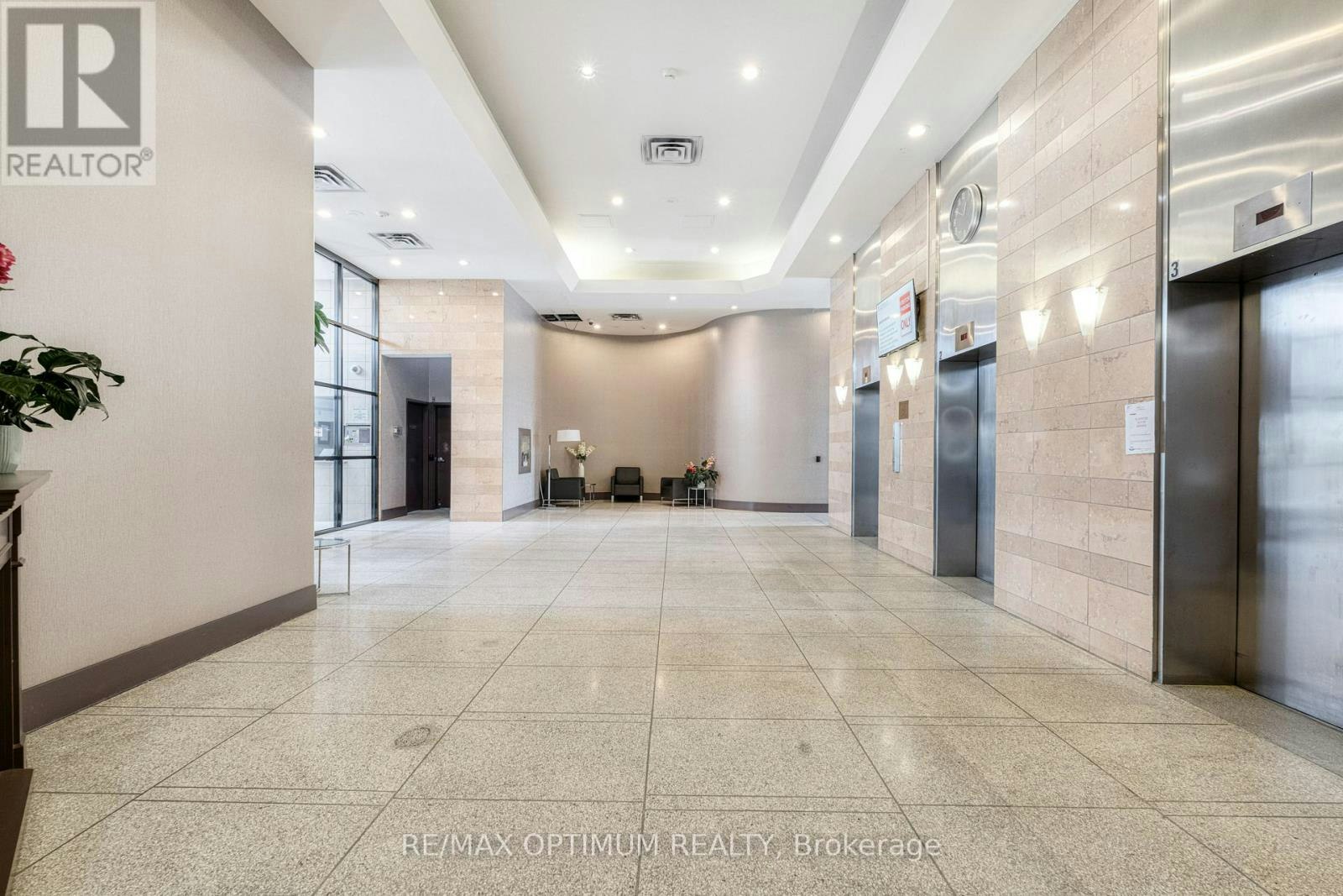 UPH211-797 Don Mills Road, Toronto, ON, M3C 1V1 - 6