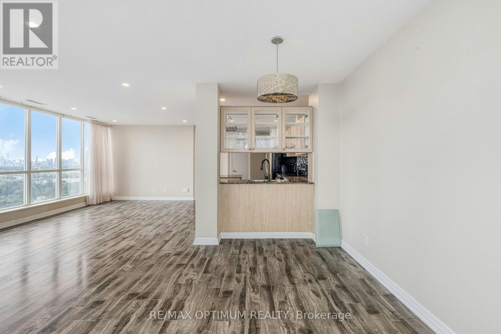 UPH211-797 Don Mills Road, Toronto, ON, M3C 1V1 - 17