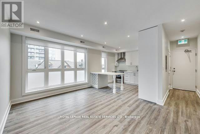 D-235 Davenport Road, Toronto, ON, M5R 1J8