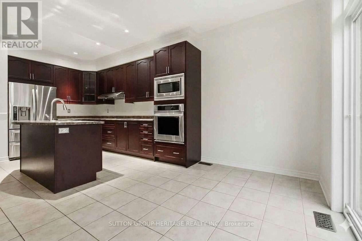 16 Shrewsbury Drive, Whitby, ON, L1M 0C7 - 14