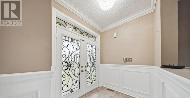 16 Shrewsbury Drive, Whitby, ON, L1M 0C7 - 2